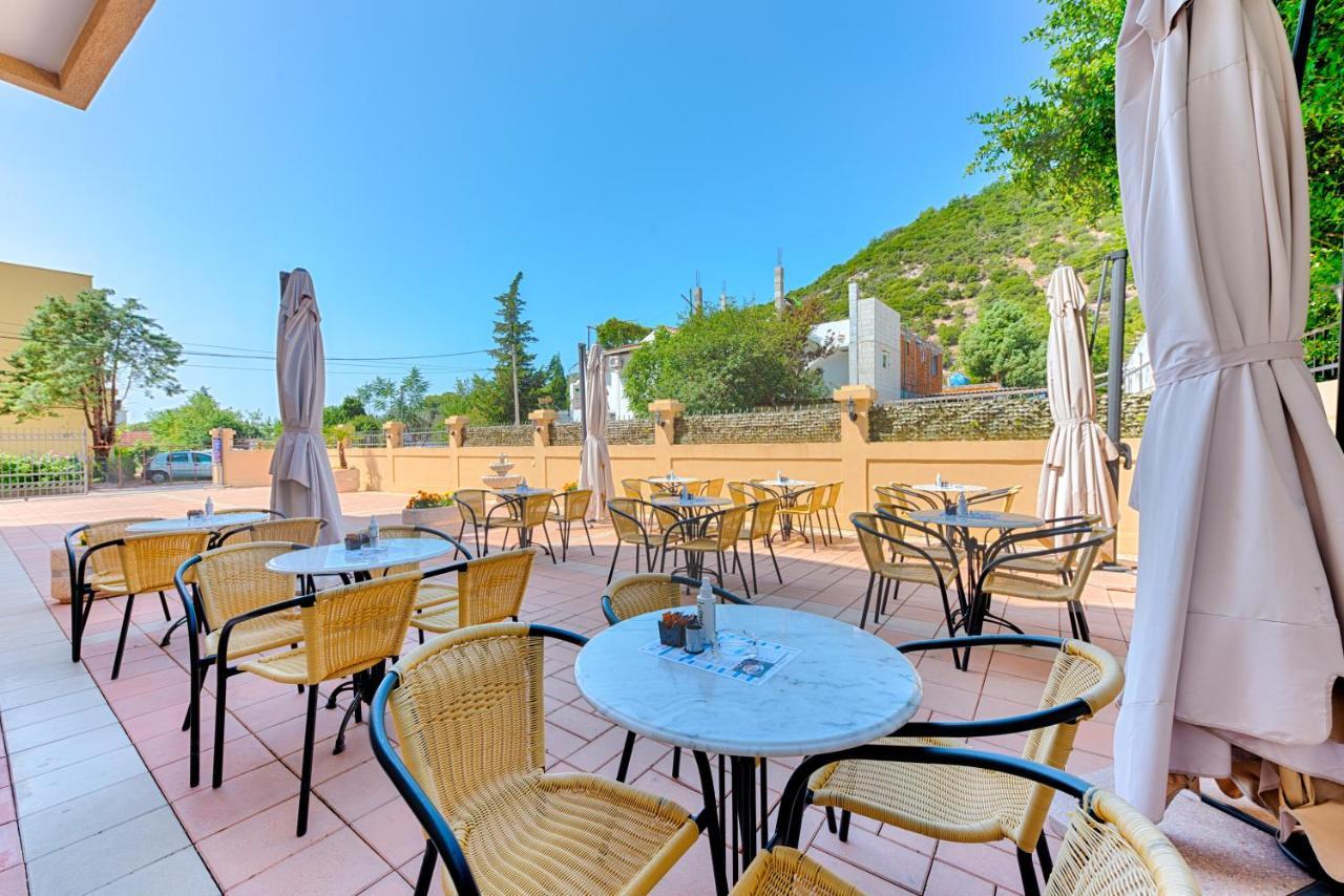 Hotel Dana Čanj Exteriör bild